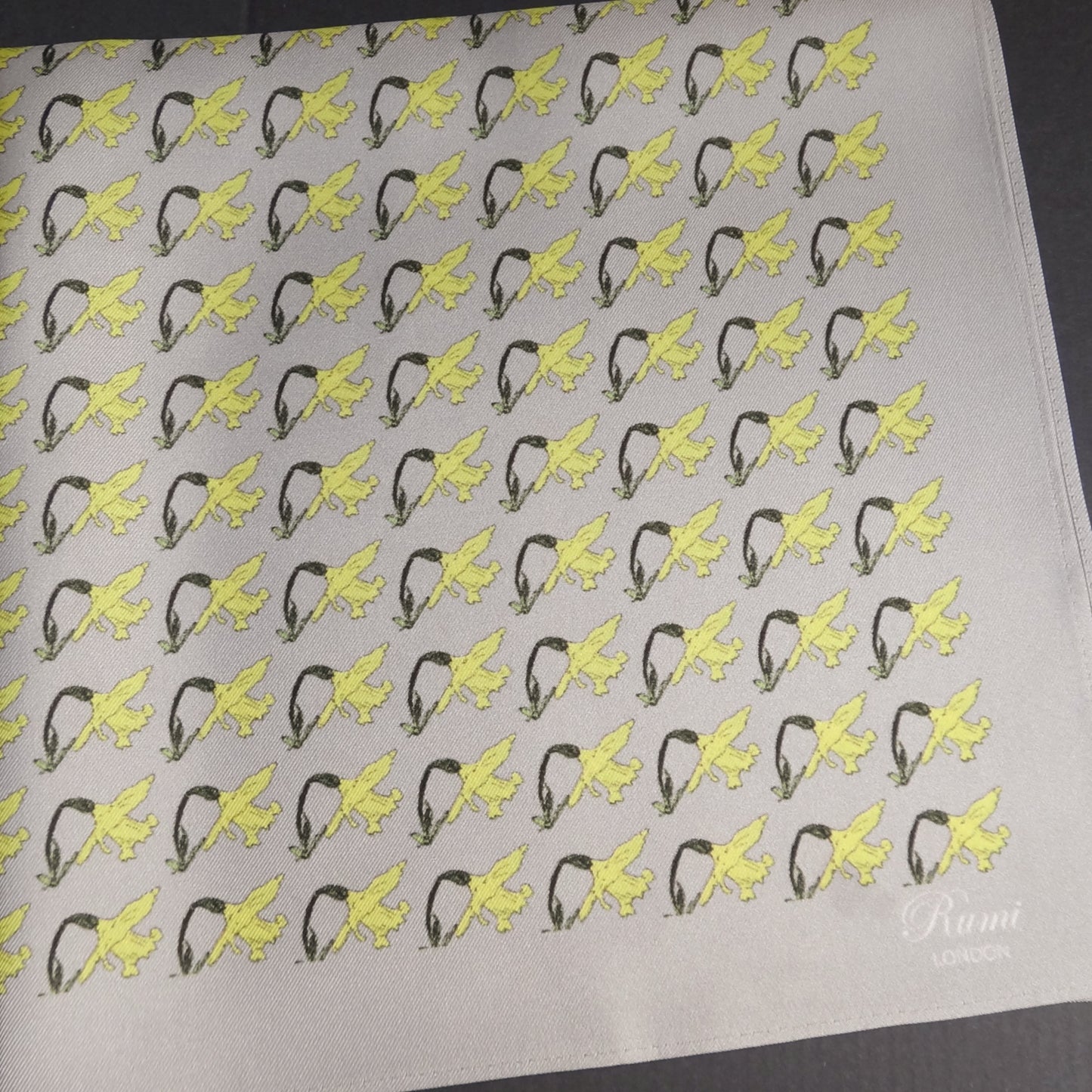 Daffodils Silk Pocket Square image 3